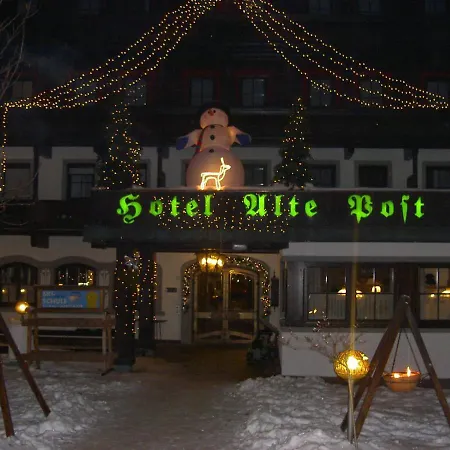 Alte Post 3*